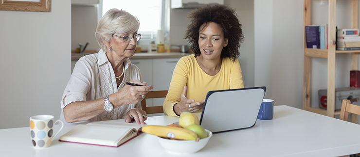 9 Tips for Balancing Senior Care with Working from Home