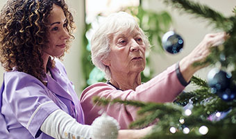 Tips to Reduce Holiday Stress for Seniors