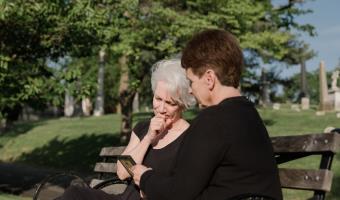 Tips for Helping Your Aging Parent Navigate Grief