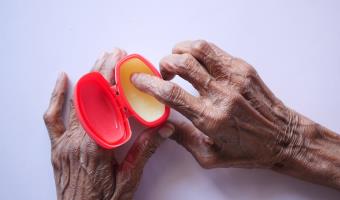 3 Common Senior Skincare Issues and How to Treat Them