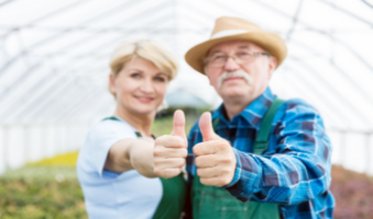 Top 5 Benefits of Volunteering for Older Adults