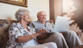 How Helping Seniors Embrace Technology Can Change Their Lifestyle