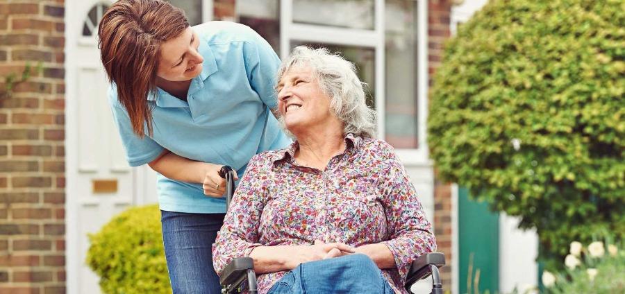 Finding the Right Senior Care in Springfield Missouri for Your Loved One