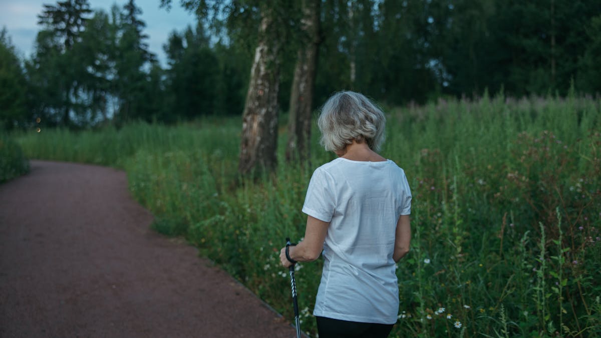 The Benefits of Walking for Seniors