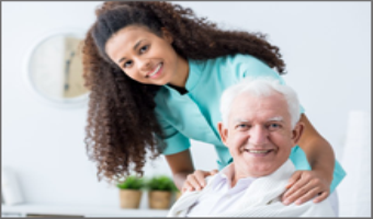 Four Reasons to Choose In-Home Care Instead of a Senior Living Community