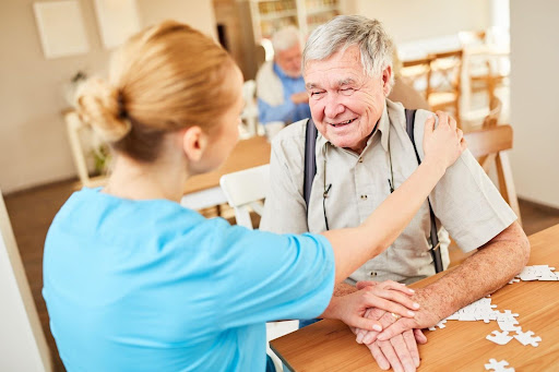 The Importance of Socialization for Seniors and How Home Care Can Help